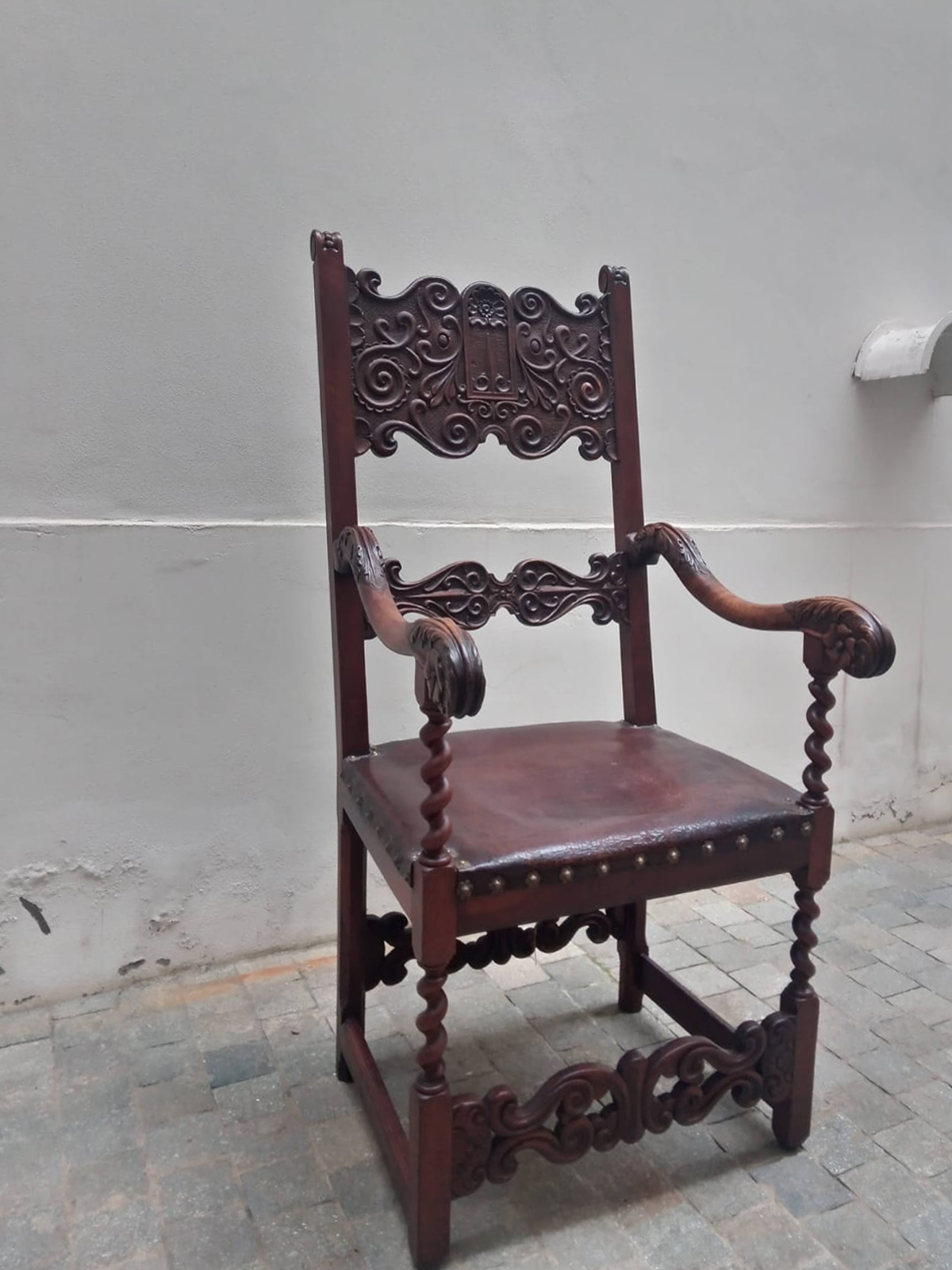 Sedia trono in legno - fine '800 - immagine 2